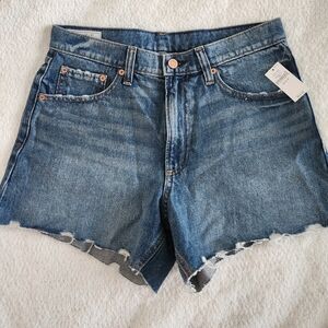 GAP High-Rise 4” Stride Denim Shorts | BRAND NEW